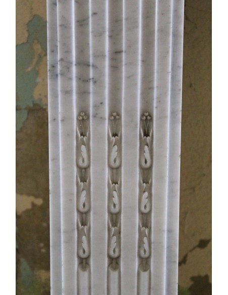 242 CAMINETTO "TROIS FLEURS" DI UNA FINEZZA DIFFICILMENTE EGUAGLIABILE