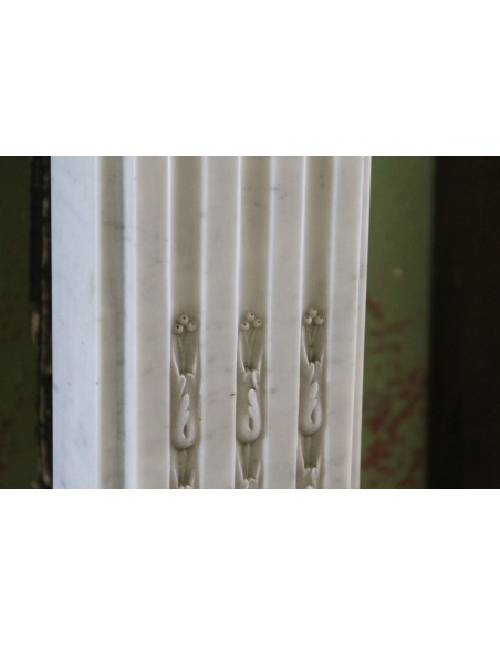 242 CAMINETTO "TROIS FLEURS" DI UNA FINEZZA DIFFICILMENTE EGUAGLIABILE