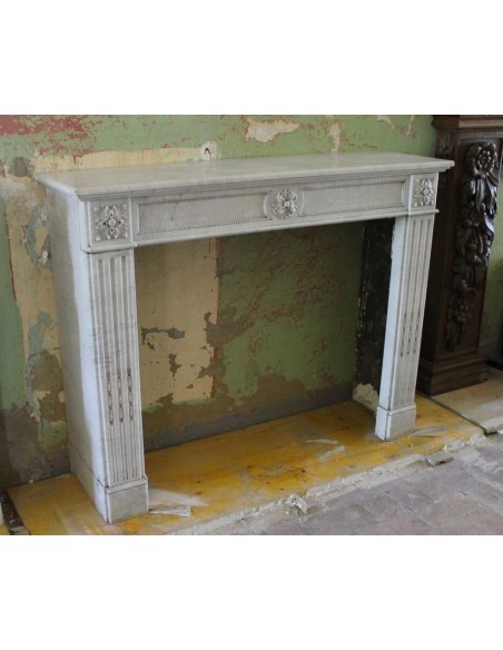 242 CAMINETTO "TROIS FLEURS" DI UNA FINEZZA DIFFICILMENTE EGUAGLIABILE