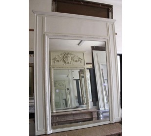 036G CAMINIERA "BIANCO SU BIANCO" ALLA MODA DEL PERIODO...