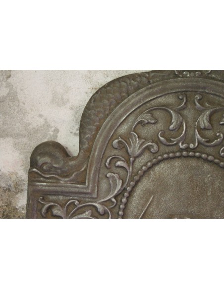 127 PIASTRA IN GHISA D'ARTE RAFFIGURANTE LA PULZELLA D'ORLEANS