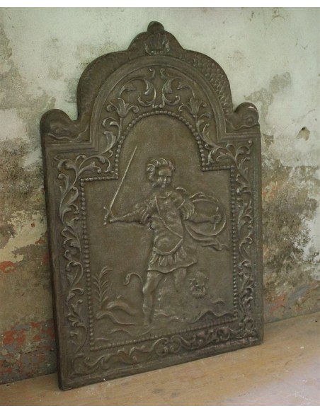 127 PIASTRA IN GHISA D'ARTE RAFFIGURANTE LA PULZELLA D'ORLEANS