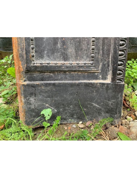 CONTROCUORE NEOCLASSICO IN GHISA PER CAMINO IN MARMO