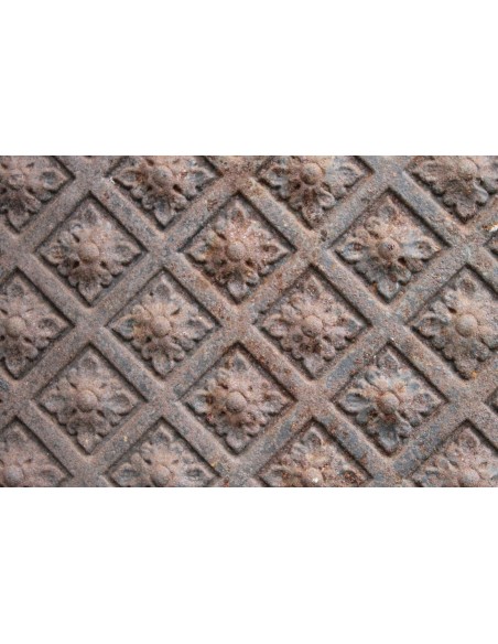 CG 069 CAMINETTO CONTROCUORE NEOCLASSICO IN GHISA ARTISTICA