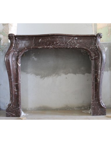 Unico esemplare al mondo: cornice in marmo da camino di stile ed epoca Art Nouveau scolpito in marmo massello Rouge Versailles.