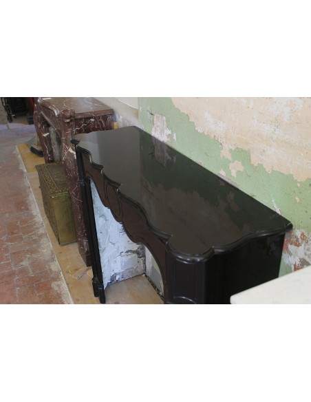 032 CAMINETTO LUIGI XV POMPADOUR "PLAT" SCOLPITO IN MARMO NERO DEL BELGIO