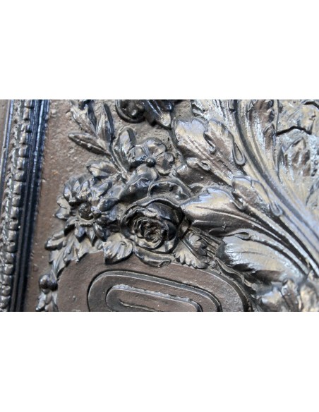 CG 066 CONTROCUORE CAMINO NEOCLASSICO "ROSACES" DI FINISSIMA FATTURA IN FUSIONE DI GHISA D'ARTE