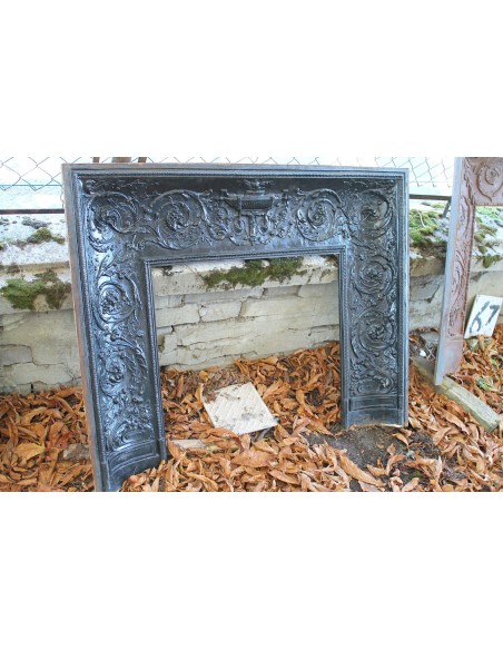 CG 066 CONTROCUORE CAMINO NEOCLASSICO "ROSACES" DI FINISSIMA FATTURA IN FUSIONE DI GHISA D'ARTE