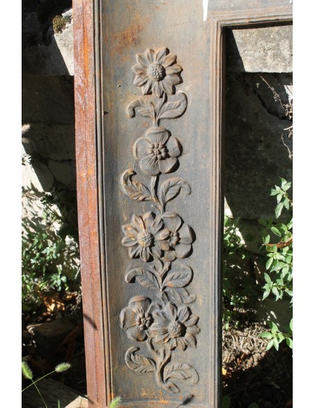 CG 053 ORIGINALISSIMO CONTROCUORE CAMINETTO ART NOUVEAU IN GHISA D'ARTE