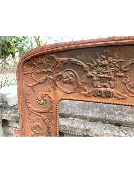CG 099 CONTROCUORE CAMINO ANTICO LUIGI XIV IN GHISA D'ARTE CON DECORI FLOREALI