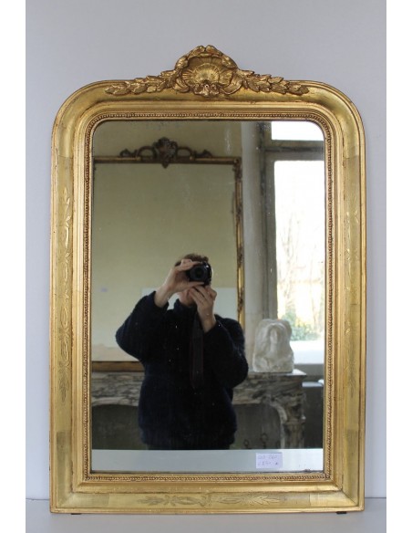 260 ORIGINALISSIMA QUANTO GRAZIOSA SPECCHIERA LUIGI XV CON CIMASA E PERLAGE