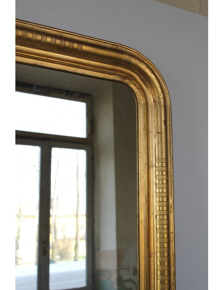 002 SPECCHIERA LUIGI FILIPPO DI PICCOLA TAGLIA IN FOGLIA D'ORO CON DECORO A COSTE