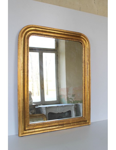 011 SPECCHIERA LUIGI FILIPPO CON DORATURA A FOGLIA D'ORO E DECORO A "PERLAGE"