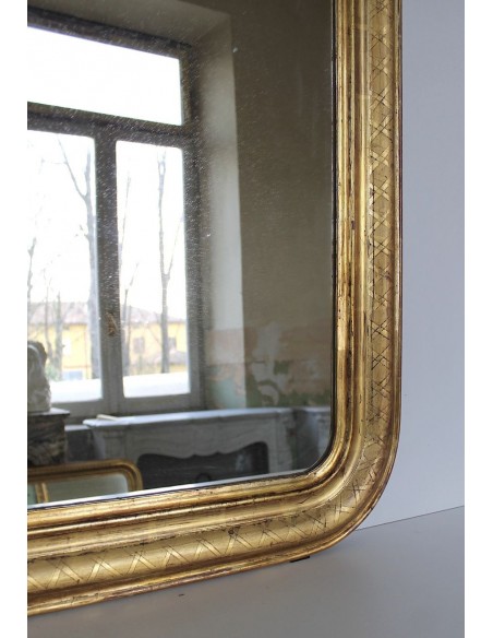 013 ANTICA SPECCHIERA DORATA A VASSOIO, DI PICCOLE DIMENSIONI