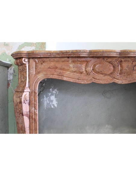 004 CAMINETTO LUIGI XV "PIED GALBÉ" SCOLPITO IN FAVOLOSA BRÈCHE ORANGE