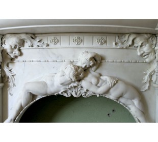 Eccezionale camino in marmo firmato Cipriani. Una vera e propria opera d'arte, d'inestimabile valore. 2