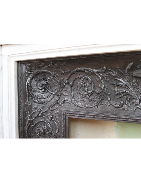 234 AG ECCEZIONALE CAMINO LUIGI XVI "RAMEAU D'OLIVIER ARRONDI" SCOLPITO IN MARMO BIANCO DI CARRARA