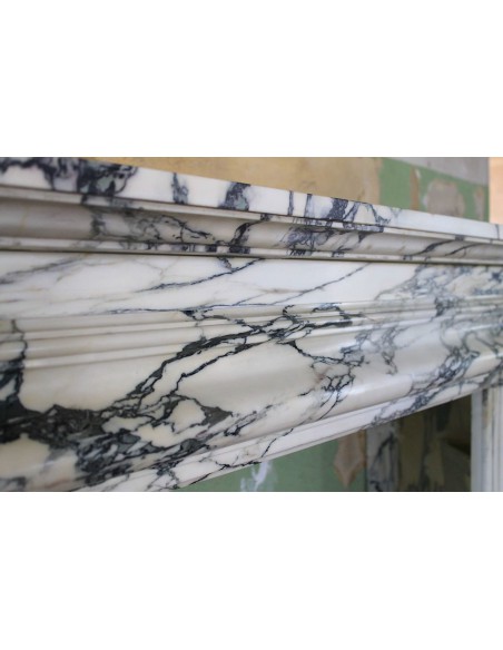 305 CAMINO "SALVATOR ROSA" DI IMPORTANTE DIMENSIONE SCOLPITO IN AFFASCINANTE E RARISSIMA  BRECCIA MEDICEA