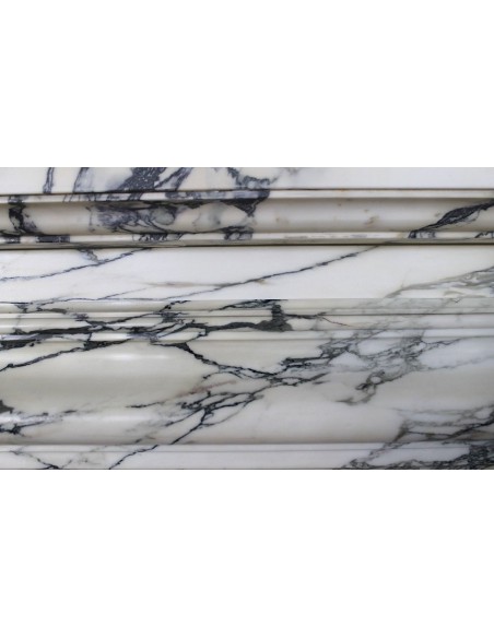 305 CAMINO "SALVATOR ROSA" DI IMPORTANTE DIMENSIONE SCOLPITO IN AFFASCINANTE E RARISSIMA  BRECCIA MEDICEA