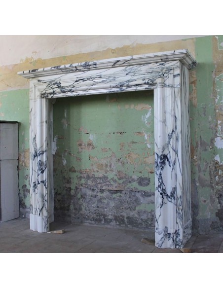 305 CAMINO "SALVATOR ROSA" DI IMPORTANTE DIMENSIONE SCOLPITO IN AFFASCINANTE E RARISSIMA  BRECCIA MEDICEA