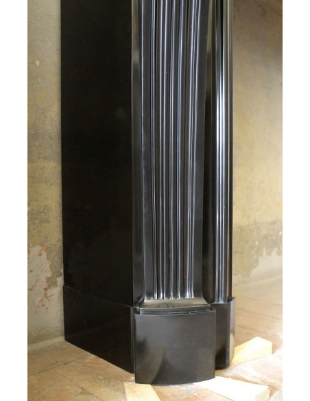 049 AG RARISSIMO LUIGI XV "MUSTACHES" SCOLPITO IN MARMO NERO DEL BELGIO