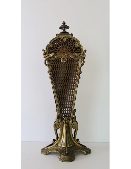 004 PARASCINTILLE OTTOCENTESCO A CODA DI PAVONE, CON ORIGINALE E "SINUOSA" DECORAZIONE