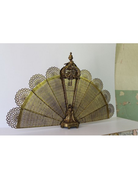 005 PARASCINTILLE A VENTAGLIO IN FUSIONE DI BRONZO ED OTTONE TRAFORATO