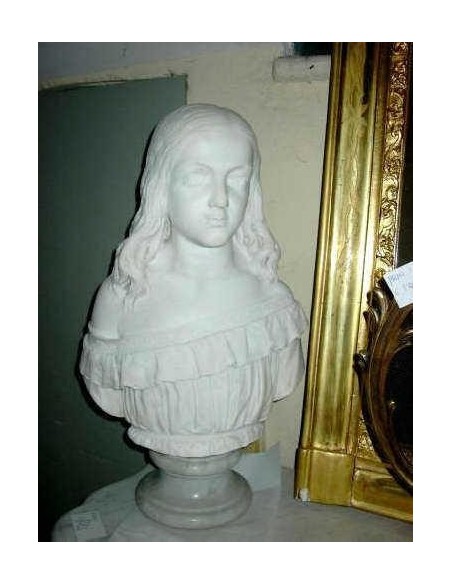 042 Busto di giovinetta, finissimo ritratto in Statuario Carrara