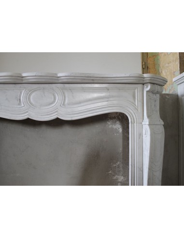 067 POMPADOUR PIED GALBE' SCOLPITO IN MARMO...