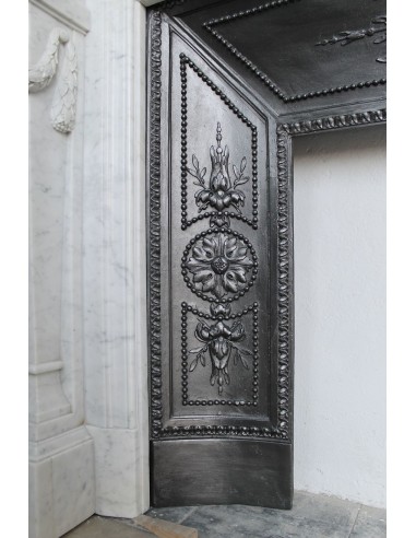 208 AG MONUMENTALE CAMINO LUIGI XVI "MACARON"...