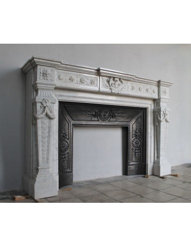 208 AG MONUMENTALE CAMINO LUIGI XVI "MACARON"...