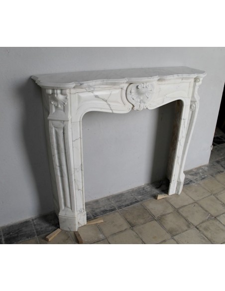 023 GRANDE "TROIS COQUILLES AMÉLIORÉ" IN MARMO STATUARIO ARABESCATO, CAVA CALACATTA