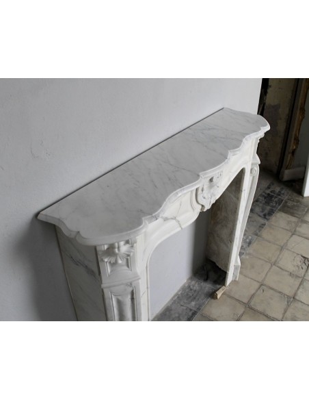 023 GRANDE "TROIS COQUILLES AMÉLIORÉ" IN MARMO STATUARIO ARABESCATO, CAVA CALACATTA