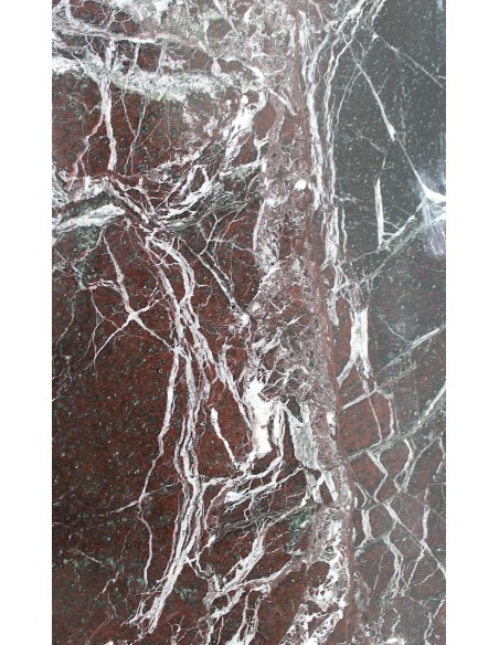 311 CAMINO "BOUDIN ARRONDI" IN FASCINOSO MARMO ROSSO LEVANTO, PROVVISTO DEL CONTROCUORE D'ORIGINE