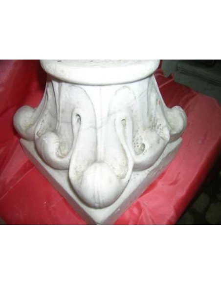 327 Coppia di capitelli settecenteschi, Statuario Carrara