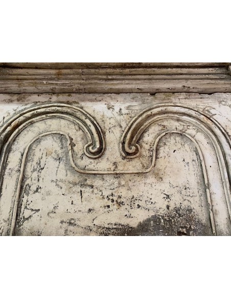 902 BRETONE, IMPORTANTE E SETTECENTESCO CAMINO "A TRUMEAU" IN PIETRA BIANCA DI CAEN