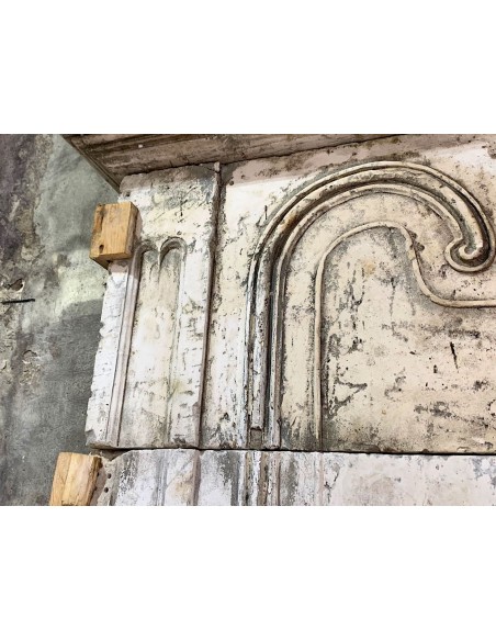 902 BRETONE, IMPORTANTE E SETTECENTESCO CAMINO "A TRUMEAU" IN PIETRA BIANCA DI CAEN