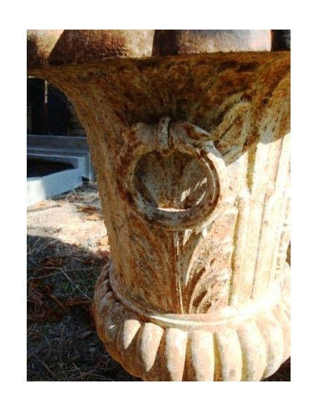 099 Mediceo VASO MEDICEO INANELLATO, STRUTTURA IN GHISA, BASAMENTO IN CERAMICA