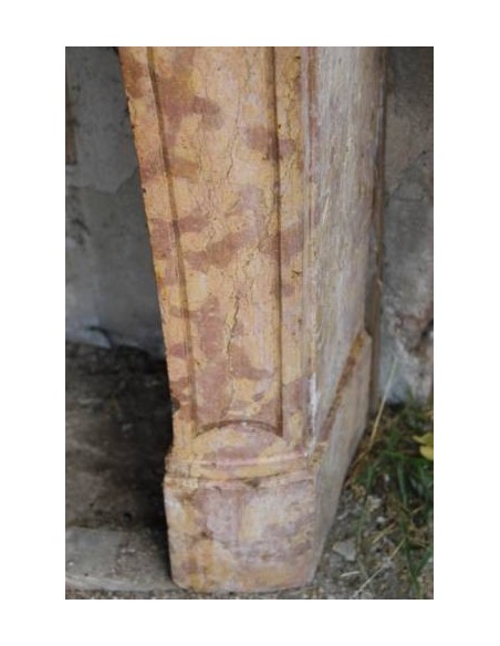 074 CAMINETTO SCOLPITO IN ROSA BORGOGNA,ULTIMO QUARTO DEL SETTECENTO