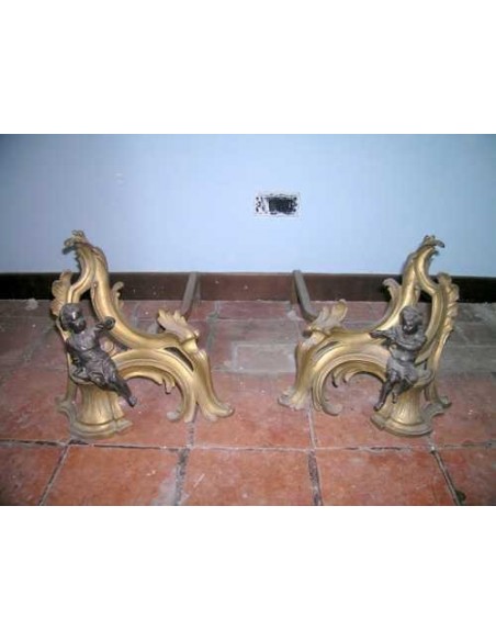 048 DORATURA AD ORO ZECCHINO, COPPIA DI ALARI CON PUTTI