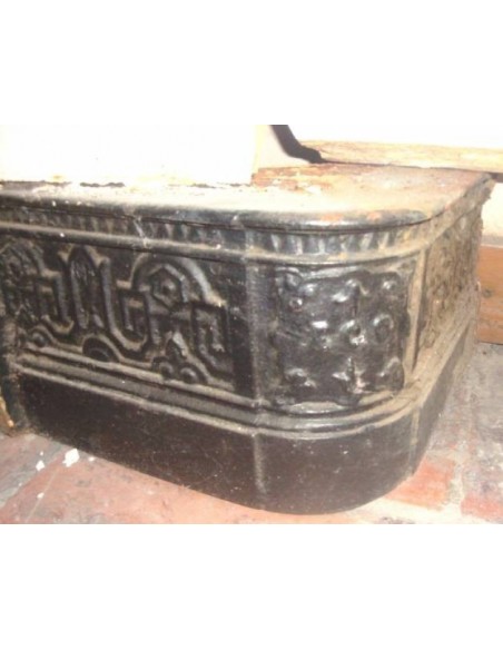 CR 006 VASTA SCELTA DI RIALZI IN GHISA PER CONTROCUORE