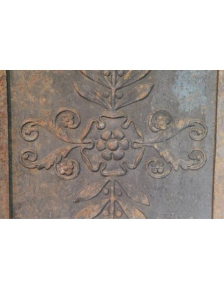 151 COPPIA DI ELEMENTI "JEU DE PLAQUES" IN GHISA