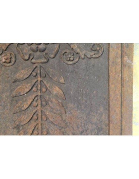 151 COPPIA DI ELEMENTI "JEU DE PLAQUES" IN GHISA