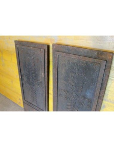 151 COPPIA DI ELEMENTI "JEU DE PLAQUES" IN GHISA