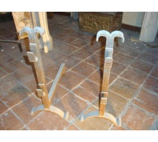 061 COPPIA DI ALARI PER CAMINO, ARTE POVERA MA DIGNITOSA