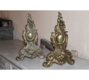 129 COPPIA DI ALARI PER CAMINETTO APPELLATA "DORSO DI...