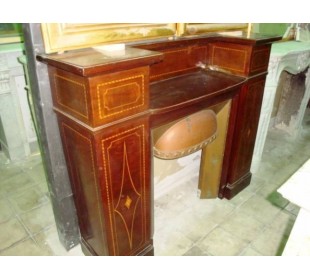 Camino antico Art Deco "Bois des roses" in legno di mogano, proposto in sconto a prezzo d'occasione